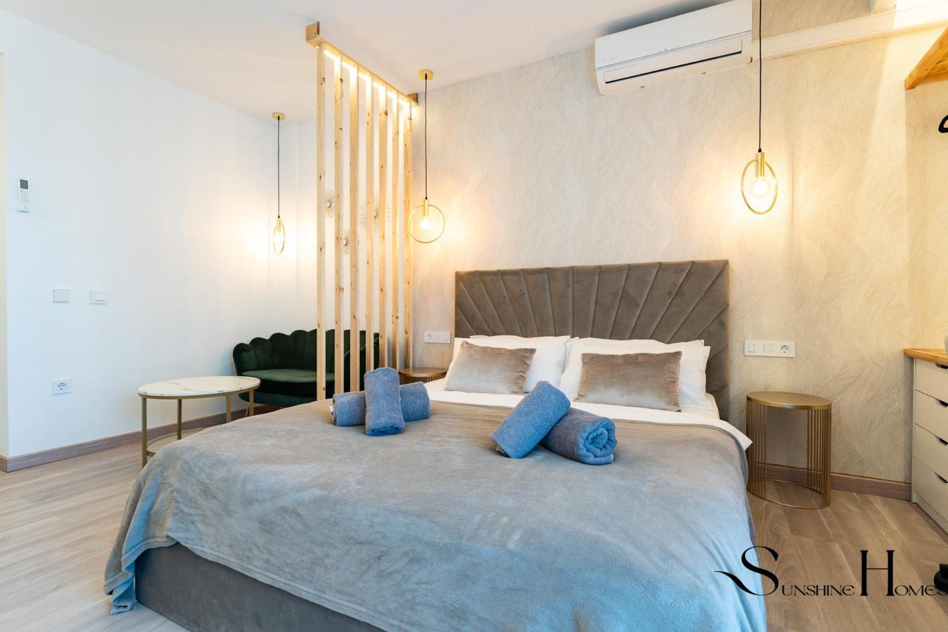 Seaview Beachfront Studio With Aqua Park & Balcony Беналмадена Екстериор снимка